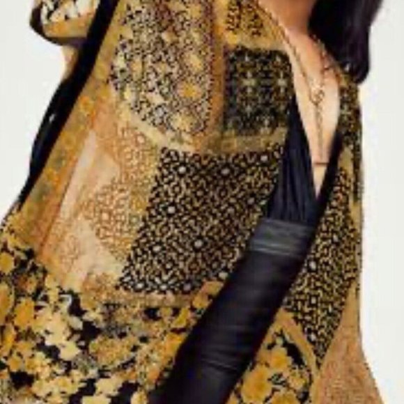 SOLD FREE PEOPLE Beguiled Patchwork Burnout Velvet Kimono NEW ONE SIZE - Picture 5 of 13